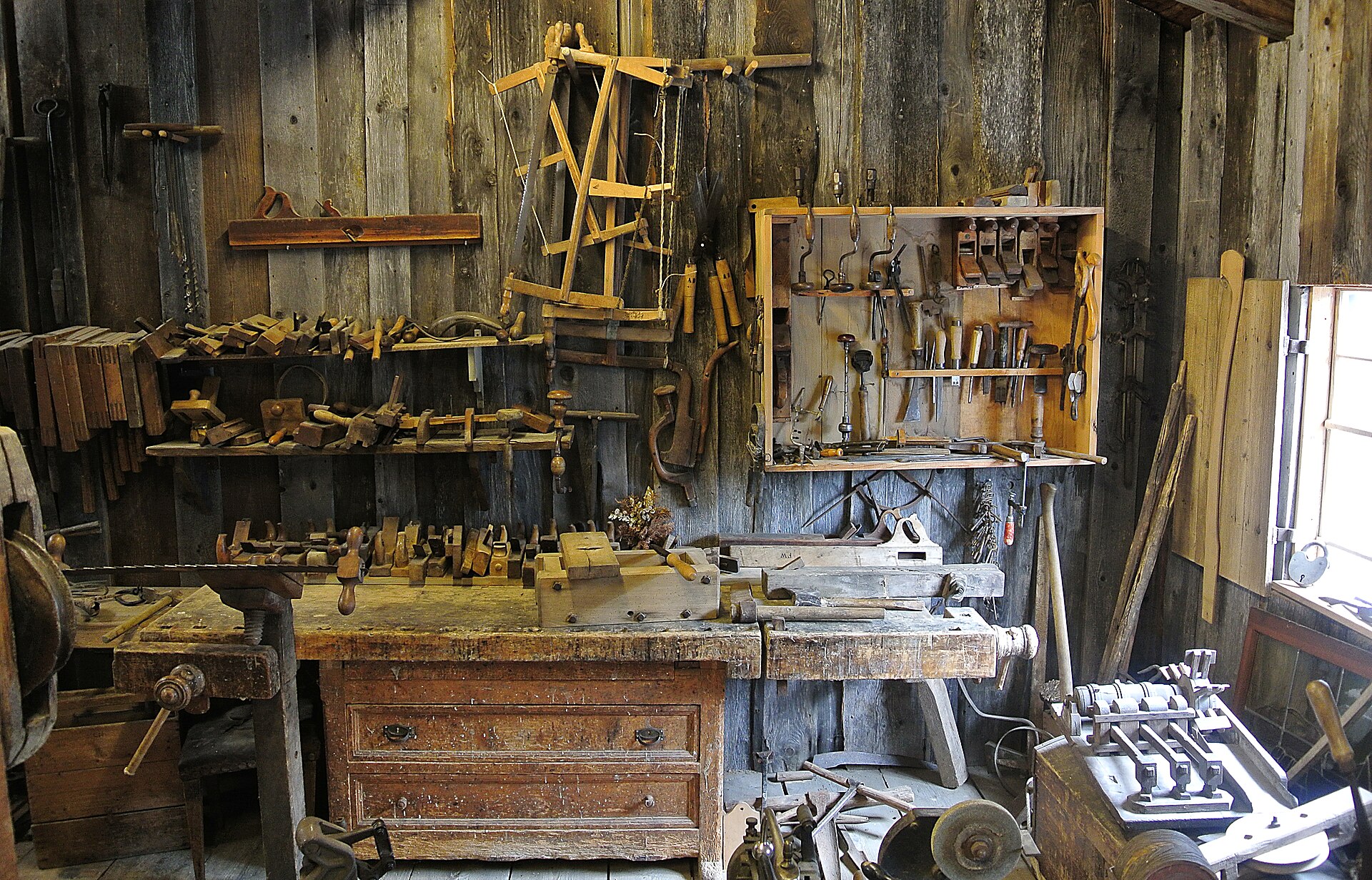 Atelier Menuiserie Dubois